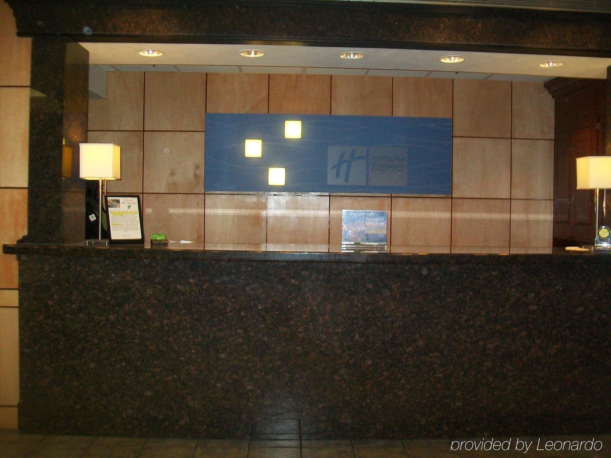 Holiday Inn Express Aberdeen-Chesapeake House, An Ihg Hotel Interior photo
