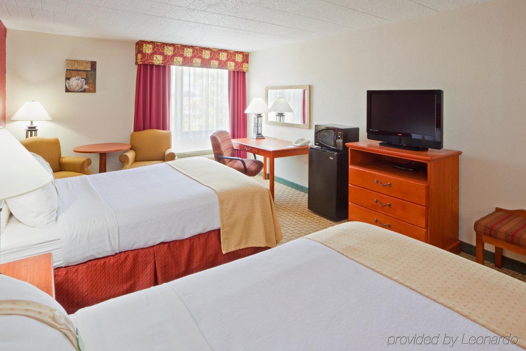 Holiday Inn Express Aberdeen-Chesapeake House, An Ihg Hotel Room photo